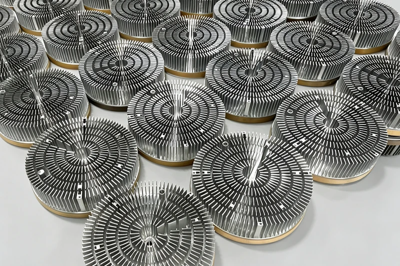 Epoxing boned fin heat sink